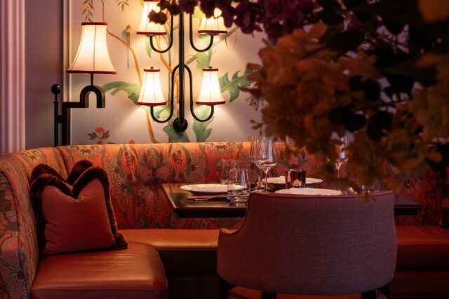 Chinese Asian restaurant Mayfair Berkeley Square Valentine's Day celebration